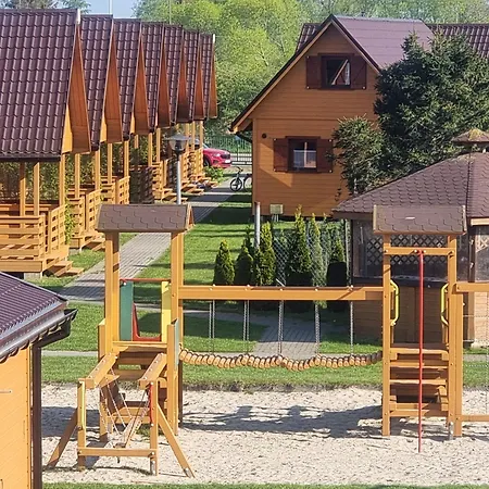 Osrodek Wypoczynkowy Nad Morzem Semi بيت للعطل