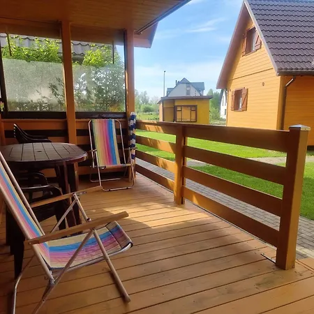 Osrodek Wypoczynkowy Nad Morzem Semi بيت للعطل