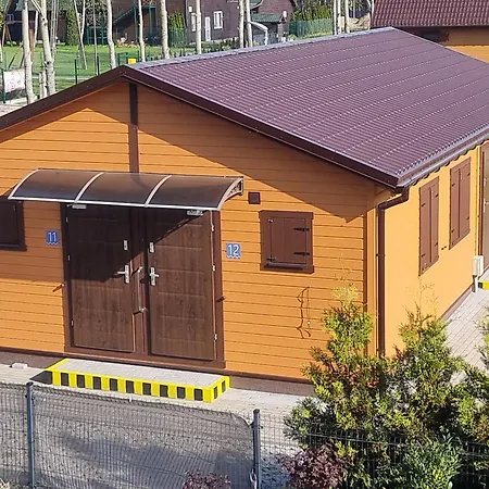 Osrodek Wypoczynkowy Nad Morzem Semi بيت للعطل *