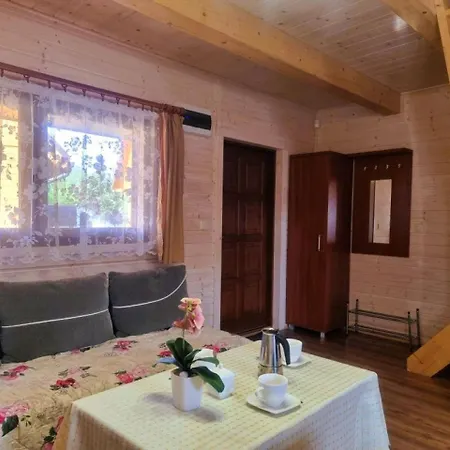 Nyaraló Osrodek Wypoczynkowy Nad Morzem Semi *